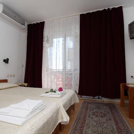 סוזופול Family Hotel Verona מראה חיצוני תמונה