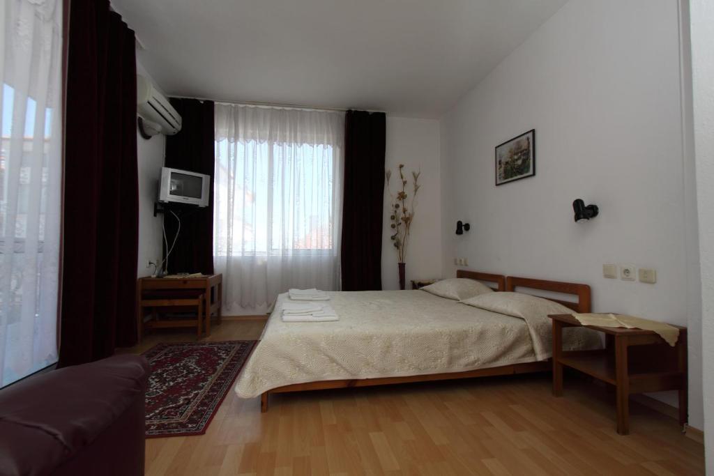 סוזופול Family Hotel Verona חדר תמונה