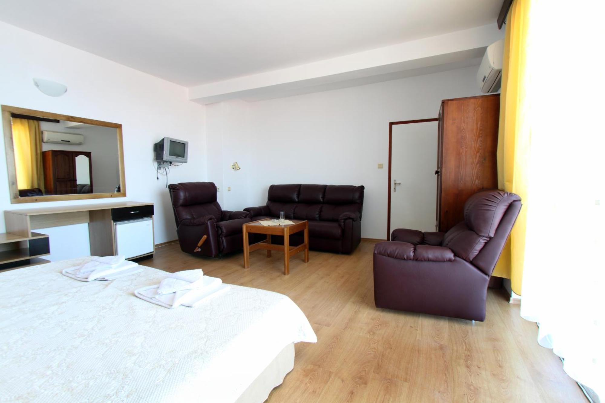 סוזופול Family Hotel Verona מראה חיצוני תמונה