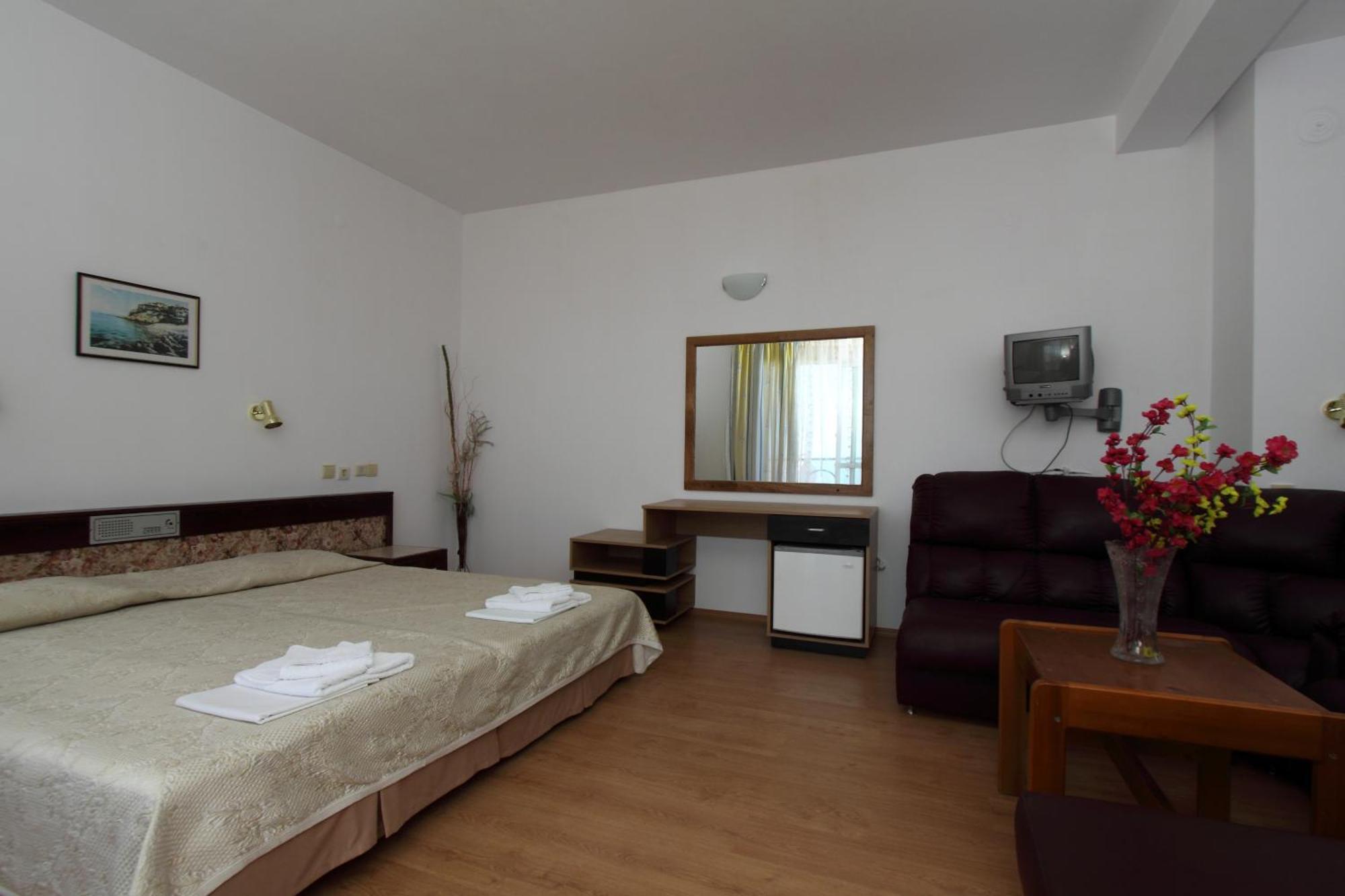 סוזופול Family Hotel Verona מראה חיצוני תמונה