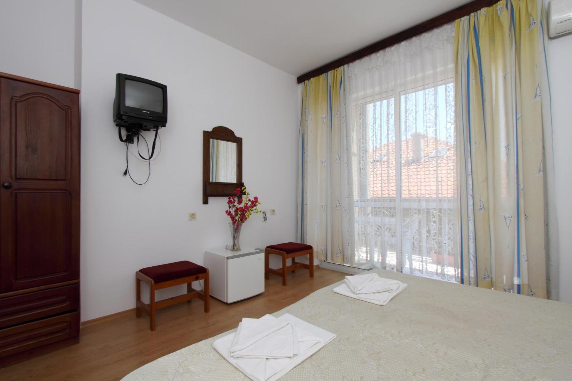 סוזופול Family Hotel Verona מראה חיצוני תמונה